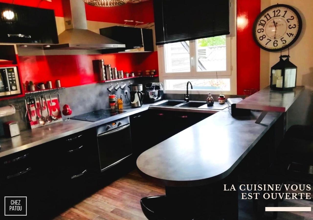 Chez Patou Bed & Breakfast Лавал Екстериор снимка