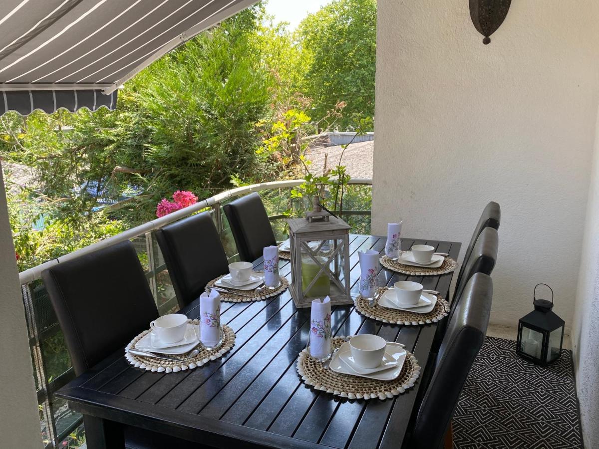 Chez Patou Bed & Breakfast Лавал Екстериор снимка
