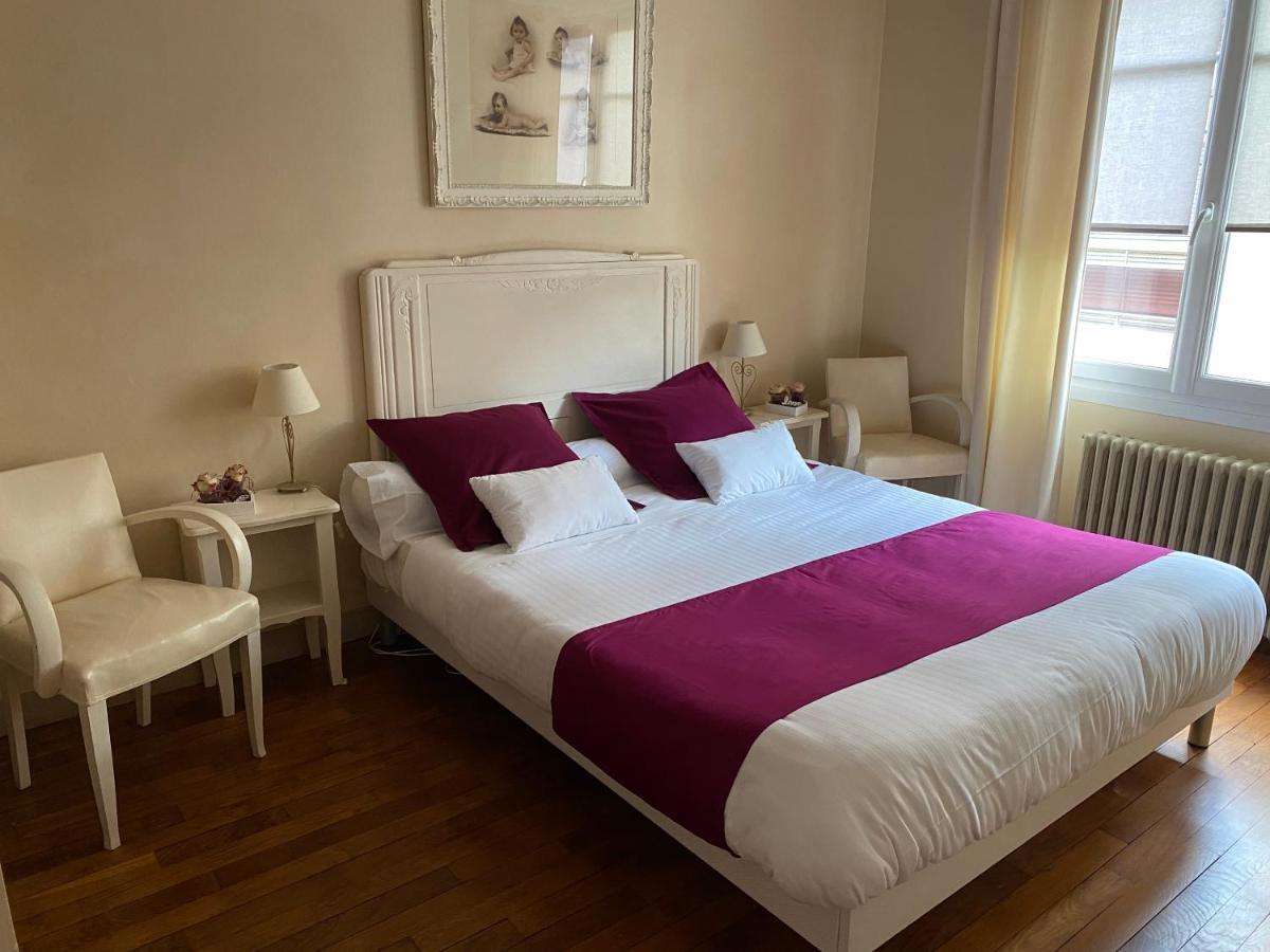 Chez Patou Bed & Breakfast Лавал Екстериор снимка