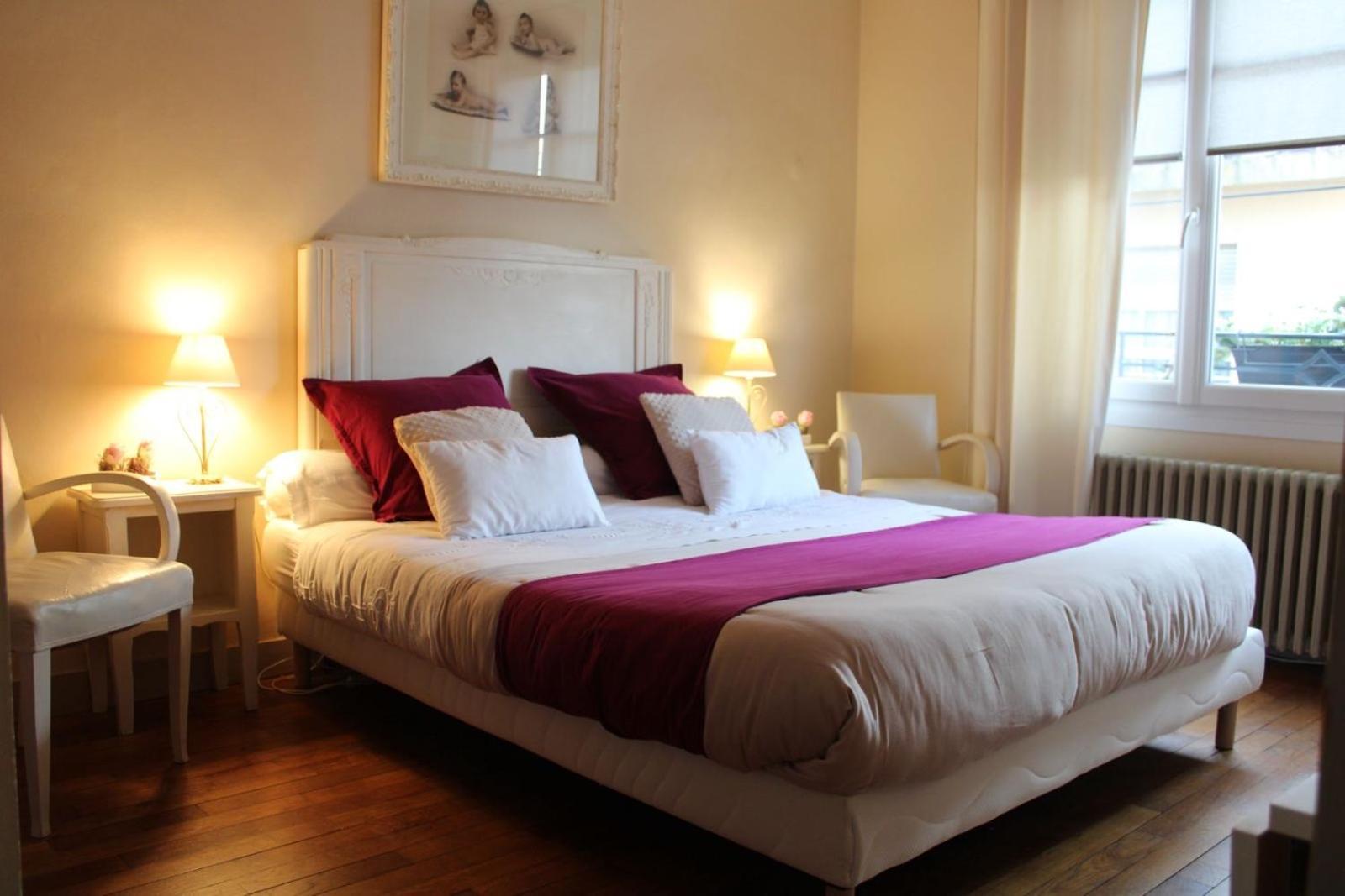 Chez Patou Bed & Breakfast Лавал Екстериор снимка