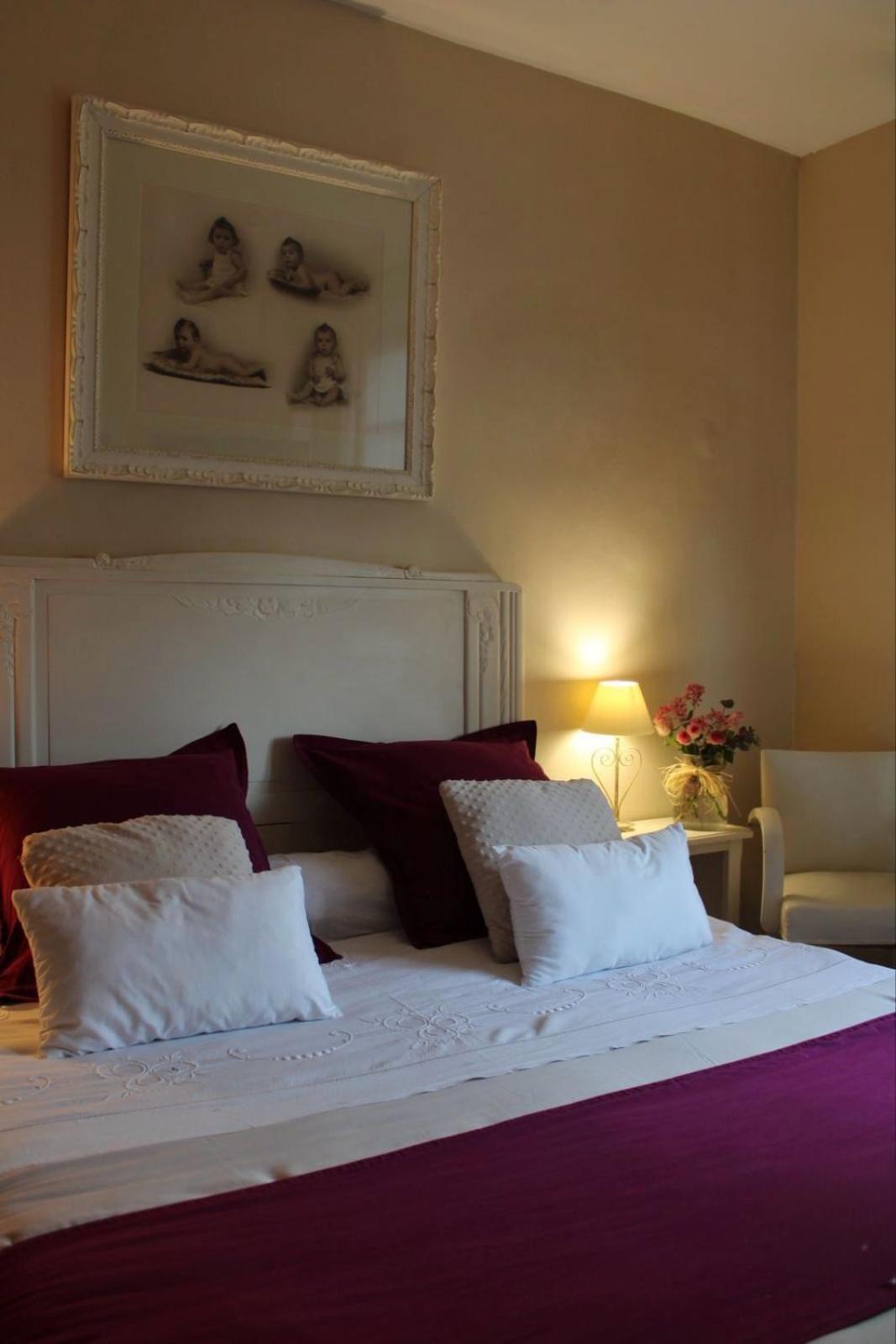 Chez Patou Bed & Breakfast Лавал Екстериор снимка